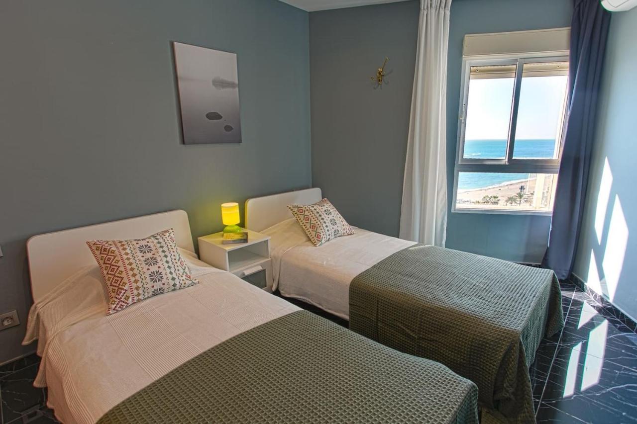 شقة Panoramic Seaview Puerto Marina بينالماذينا المظهر الخارجي الصورة